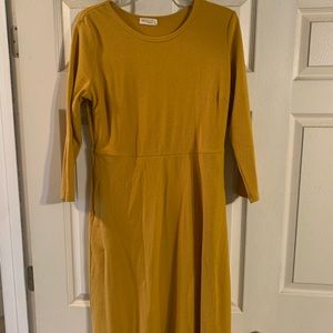 Roolee Mom XL long sleeve mustard dress (side zipper for nursing)